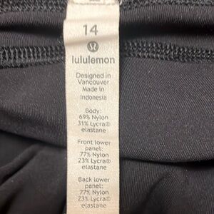 Lululemon yoga pants size 14